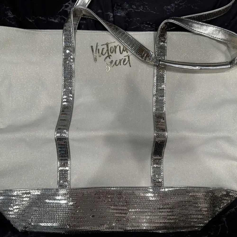 Victoria’s Secret champagne/silver sequin large zipper tote